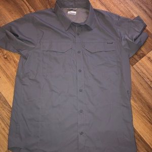 Women’s Columbia button up shirt